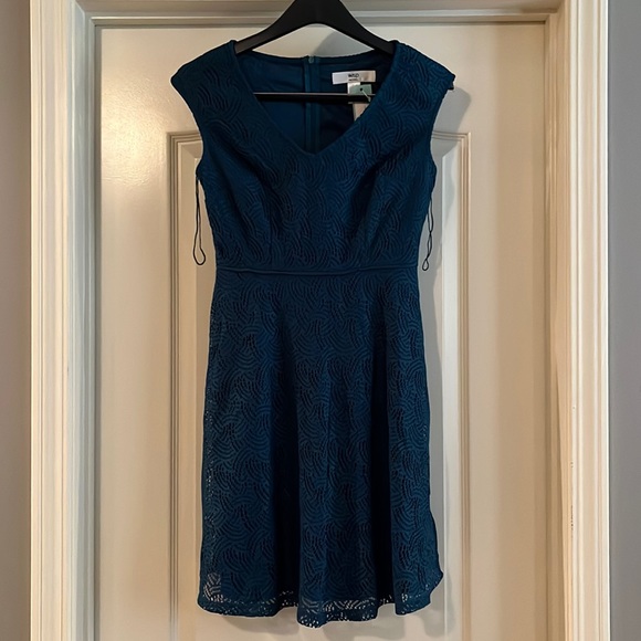 New never worn hunter green skater dress - Picture 1 of 2